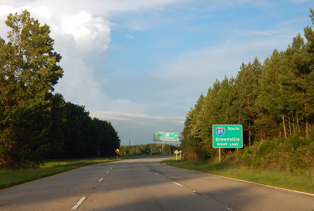 US 176 east at I-85/585 - Southern Shops, SC