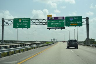 I-75 south at I-595/SR 869 - Sunrise, FL