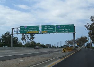 I-605 south at I-405/SR 22 - Los Alamitos, CA