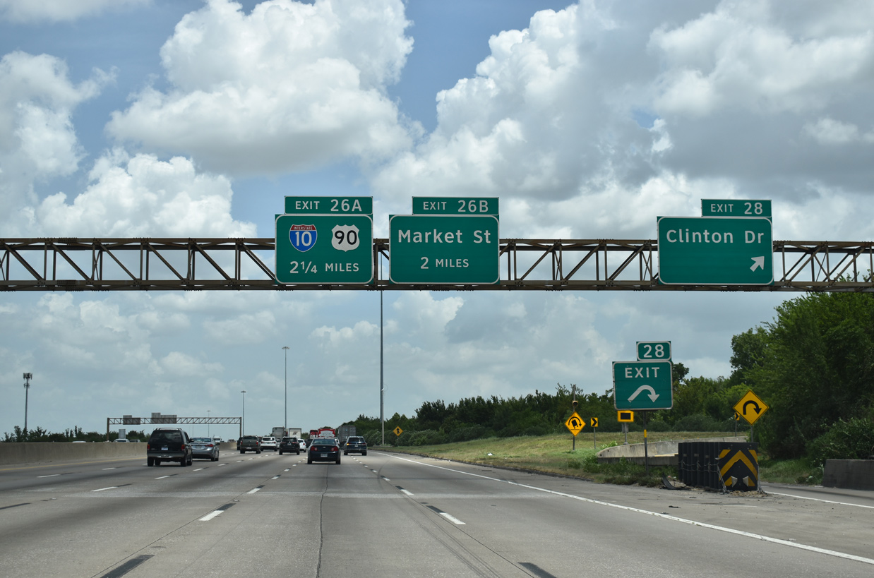 IH 610 north at IH 10/US 90 - Houston, TX