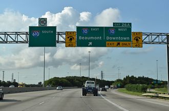 IH 610 south at IH 10/US 90 - Houston, TX