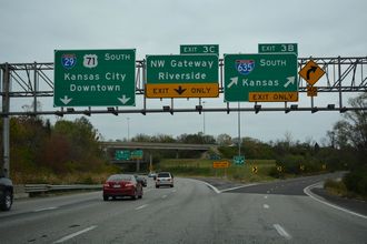 I-29/US 71 south at I-635 - Kansas City, MO