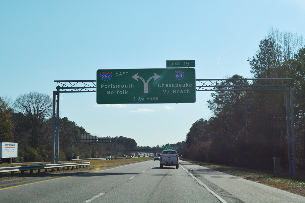 I-664 south at I-64/264 - Bowers Hill, VA