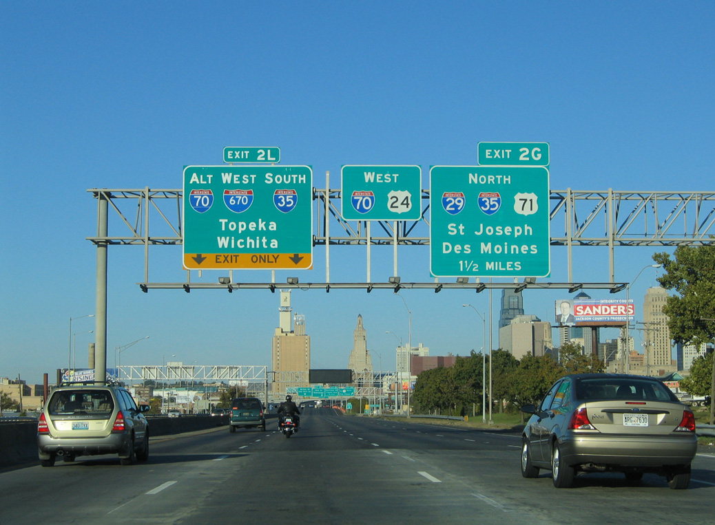 I-70/US 40 west at I-670/US 71 - 2004