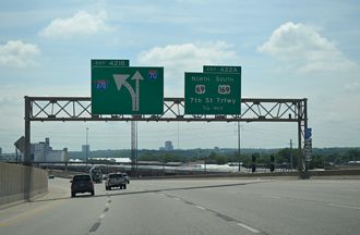 I-70/US 24-40-69 east at I-670 - Kansas City, KS