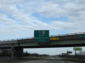 I-675 north at I-75/US 23 - Kochville Twp, MI