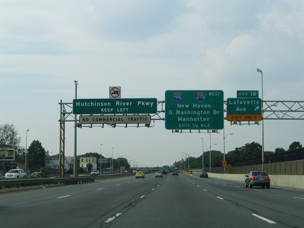 I-678 north at Bruckner Interchange - 2005