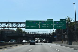I-95 north at I-678/295 - Bronx, NY