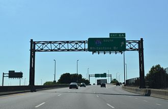 I-95 north at I-678/295 - Bronx, NY