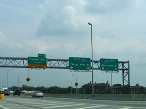 I-295 south at I-678 - Bronx, NY