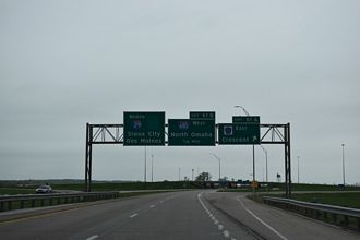 I-29 north at I-680/CR G37 - Crescent, IA