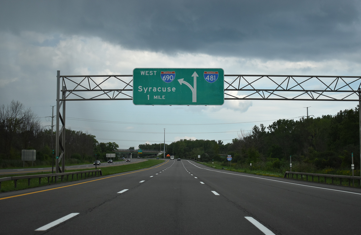 I-481 north at I-690 - DeWitt, NY