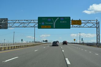 I-690 east ahead of I-481 in East Syracuse, NY.