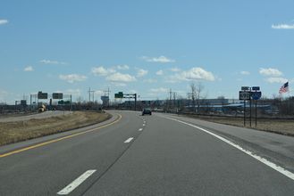 NY 690 south end / I-690 east beginning