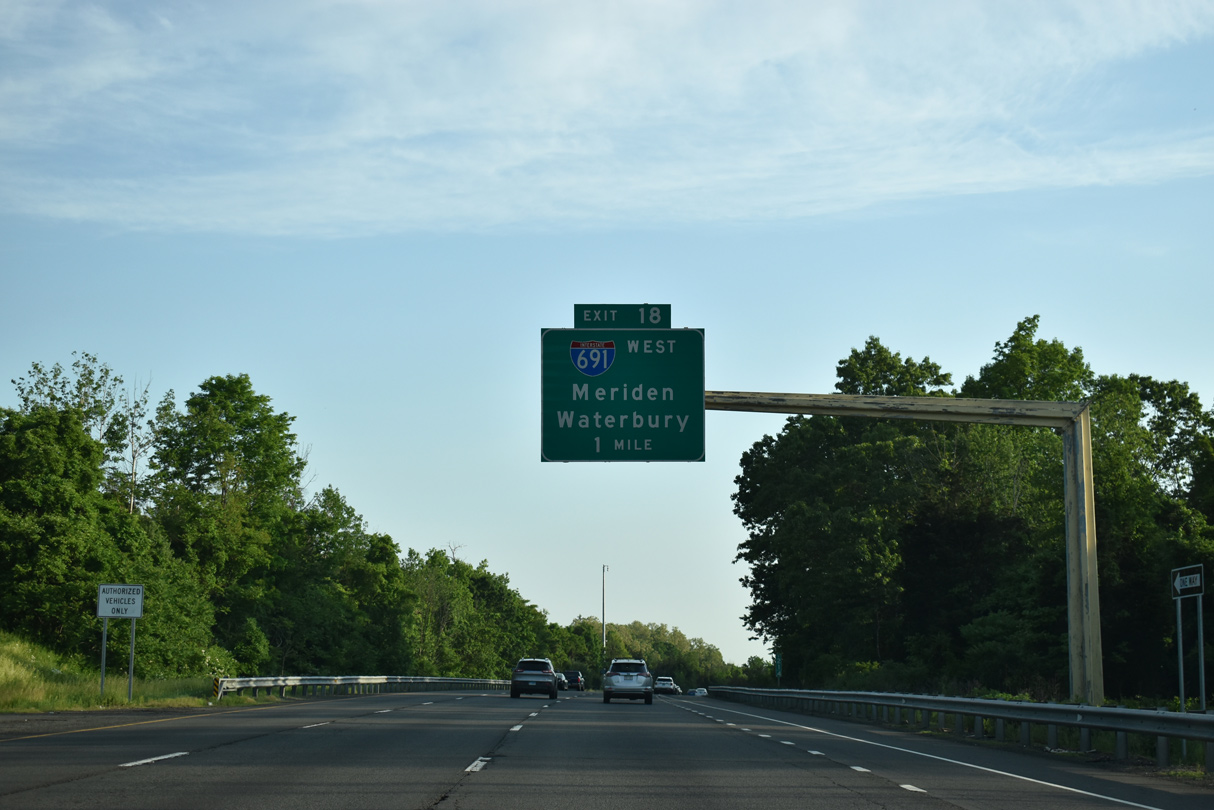 I-91 south at I-691 - Middletown, CT