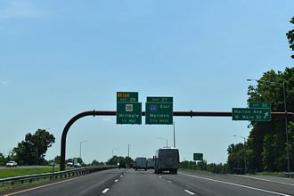 I-84 west at I-691 - Southington, CT