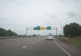 I-494 north at I-94/694-US 12 - Woodbury, MN