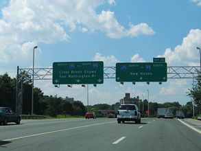 I-295 north at I-695 - Bronx, NY