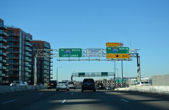 I-695 (Southeast Freeway) west ahead of I-395 and Downtown Washington.