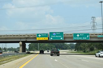I-275 north at I-696/M-5 - Farmington Hills, MI