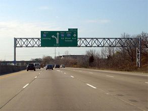 I-696 west at I-96/275 in Farmington Hills, MI - 2006
