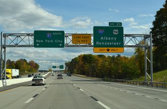 I-87/NY Thrwy south at I-787 - Albany