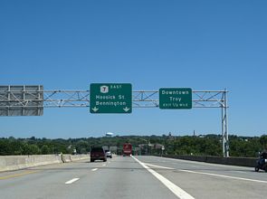 I-787/NY 7 east at Collar City Br - Green Island