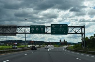 I-790/NY 5-8-12 west at NY 5A/5S - Utica