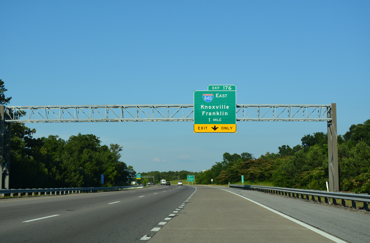I-40 east at I-840 - Dickson, TN