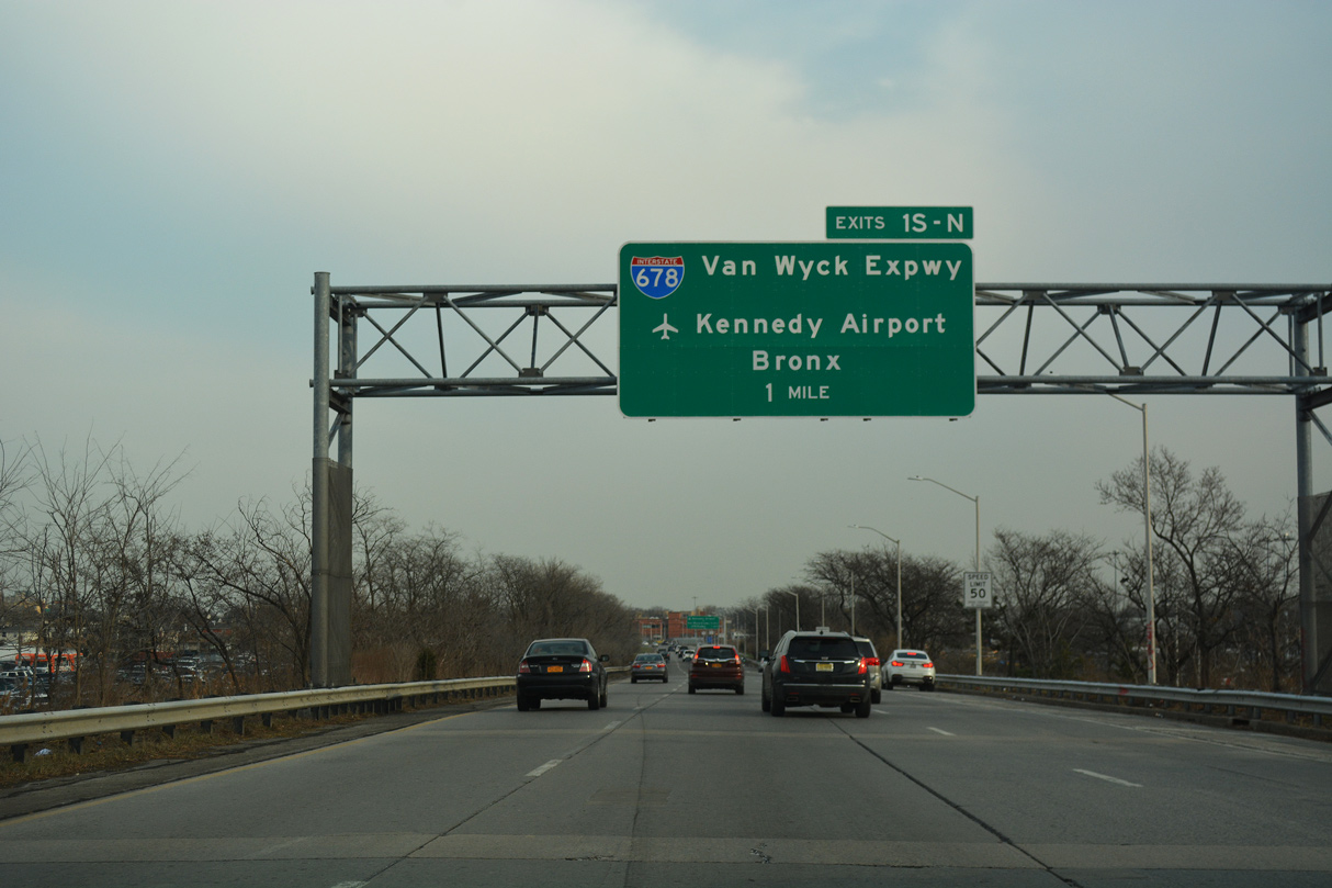 NY 878 east at I-678/878 - Queens