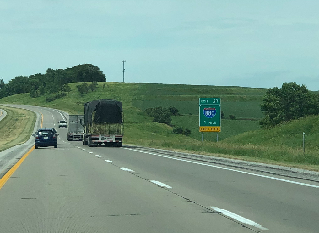 I-80 east at I-880 - Minden, IA