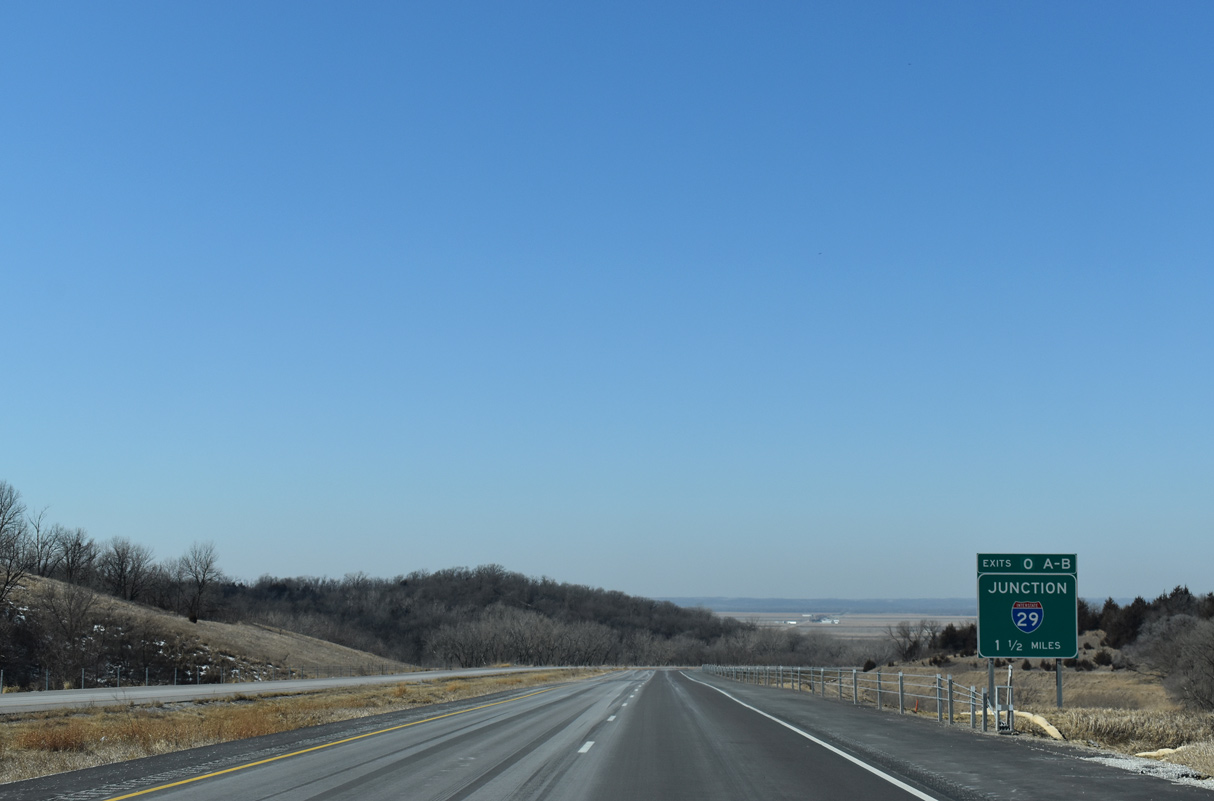 I-880 west at I-29 - Loveland, IA