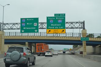 I-41/94 north at I-43/894 - Milwaukee, WI