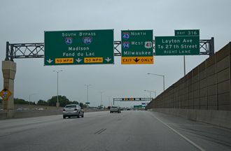 I-41/94 north at I-43/894 - Milwaukee, WI