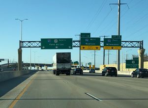 I-894-41/US 45 west at I-94 - Milwaukee, WI