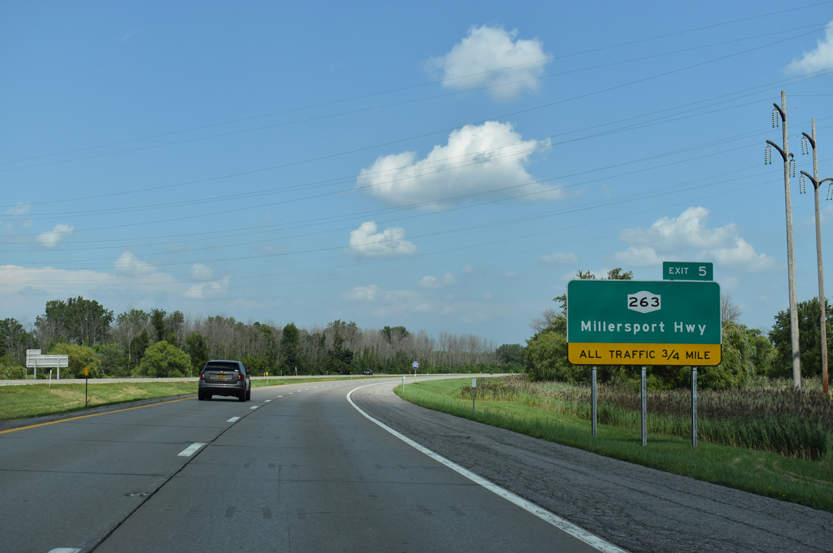 I-990 north at NY 263 - Amherst, NY