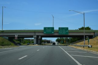 The south end of PR 9 connects PR 2 west with PR 52/PRI-1 north