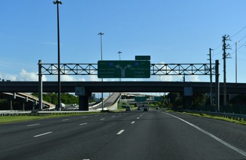 PR 22/PRI-2 east at Salida 2 A for PR 18/PRI-1 south