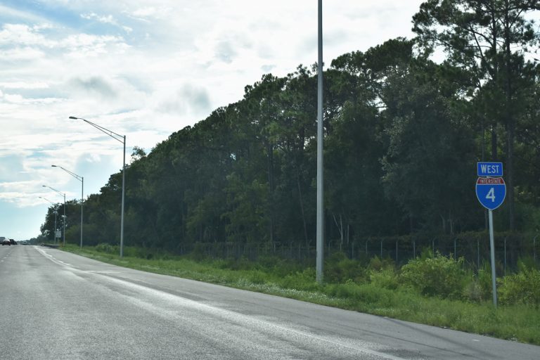 The first shield for Interstate 4 west in Daytona Beach, Florida.