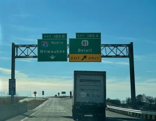 I-39/90 south at I-43/Wis 81 - Beloit, WI