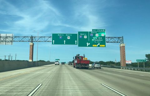 I-41/US 41 north at I-43/US 141 - Howard, WI