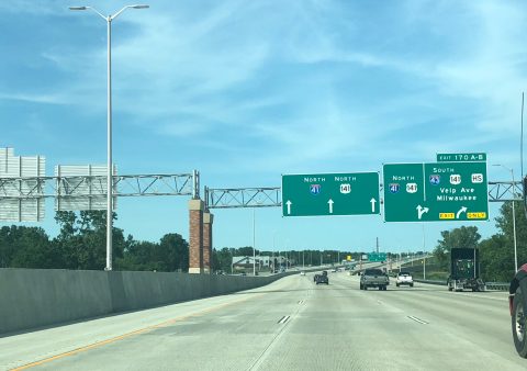 I-41/US 41 north at I-43/US 141 - Howard, WI