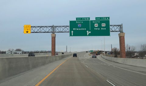 I-41/US 41 north at I-43/US 141 - Howard, WI