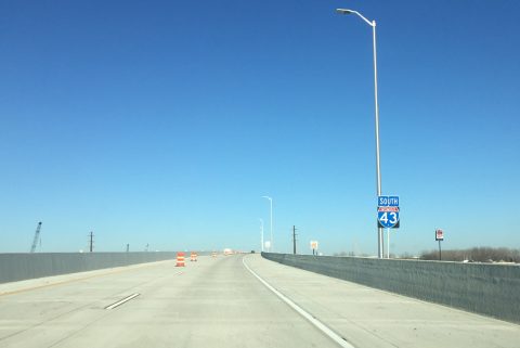 I-41/US 41 north at I-43/US 141 - Howard, WI