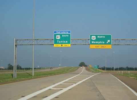 MS 304 west at US 61 - Tunica County