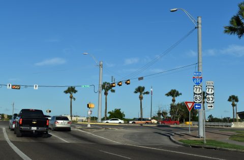 University Blvd east at IH 69E/US 77-83 - Brownsville, TX