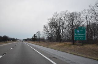 I-80 west 1.5 miles ahead of I-74 in Bettendorf, Iowa