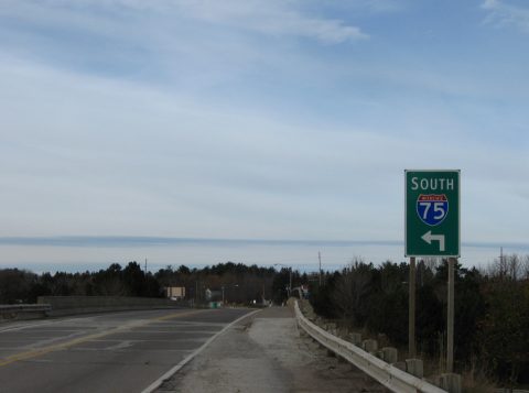 Easterday Av west at I-75 - Sault Ste. Marie, MI