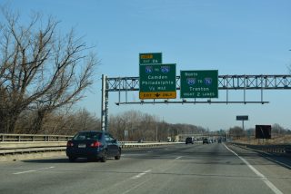 I-295 north enters Bellmawr, NJ ahead of I-76/Route 42.