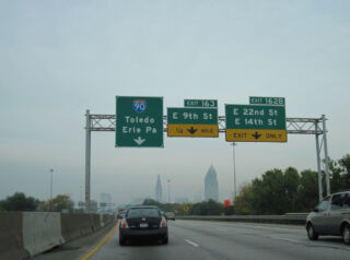 I-77 north at E 14th/22nd Streets